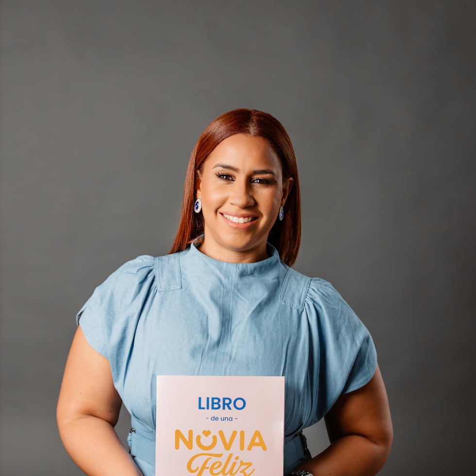 El libro es una guía ilustrada, práctica y emotiva, que acompaña a la novia hasta el gran día de su boda.