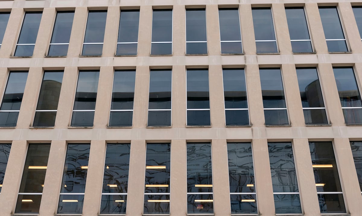 EE.UU. amplía plazo hasta diciembre de 2026 para reducir tasa de interés en préstamos estudiantiles
