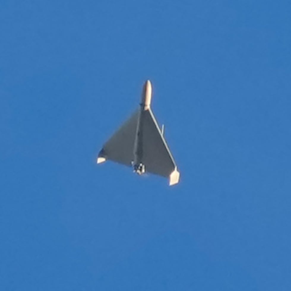 La pasada noche, dos bases militares estadounidenses con presencia británica en Irak, una en Bagdad y otra en Erbil fueron alcanzadas “en varias ocasiones” por ataques iraníes