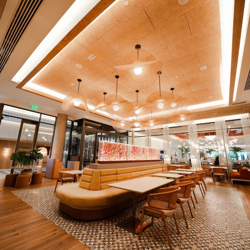 Meso is Isla Verde’s newest dining destination, located in the lobby of the Marriott Isla Verde Beach Resort. The restaurant features a Mediterranean-inspired menu with touches of Puerto Rican cuisine.