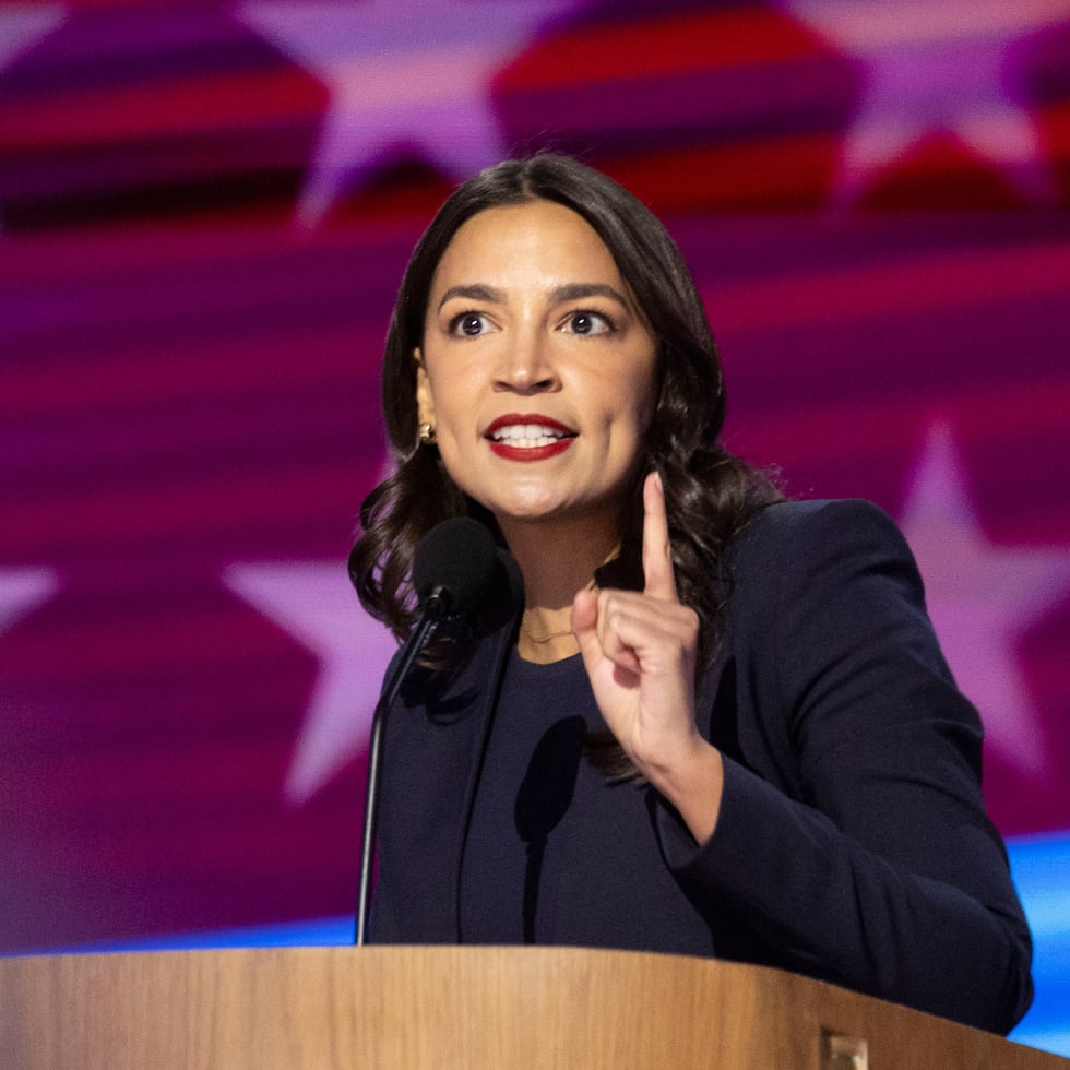 La congresista demócrata Alexandria Ocasio Cortez tiene disponibles $17.4 millones en su comité de campaña.