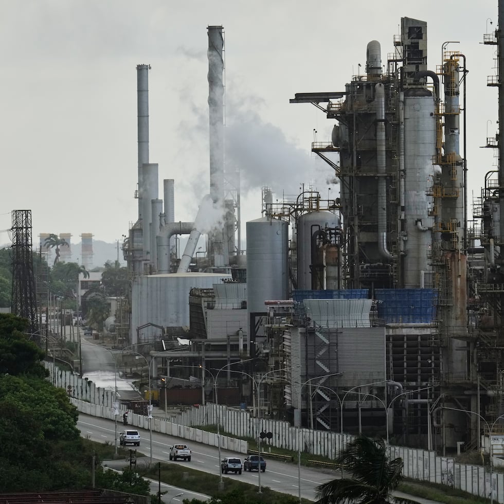 Entre las empresas sancionadas el viernes figura la instalación de Hengli Petrochemical en la ciudad portuaria de Dalian