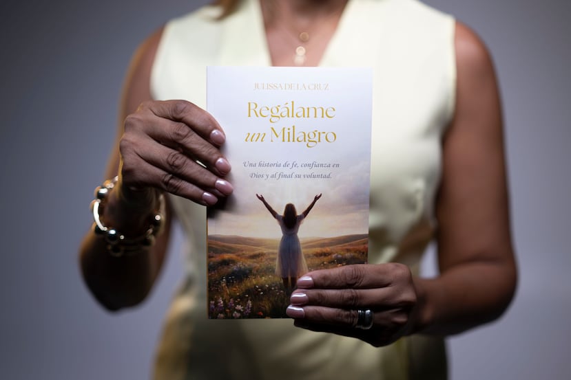 Portada del libro de Julissa de la Cruz.