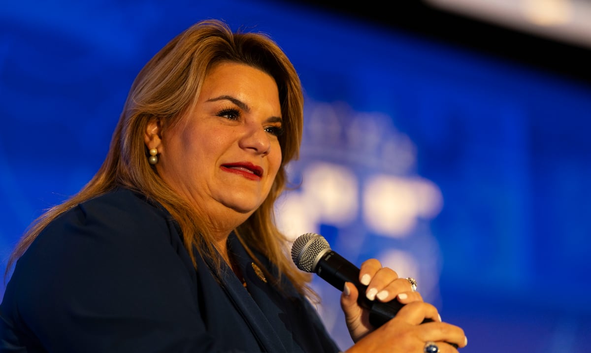 ¿Cuánto recaudaron las campañas de Jenniffer González y Pablo José Hernández al comenzar este año?