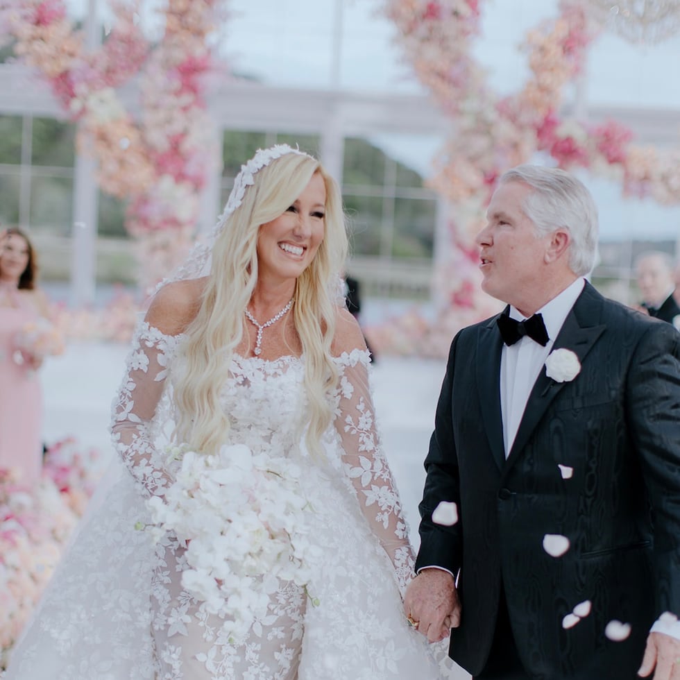 La especialista en radiología, natural de Ponce, Elena Álvarez-Westwood unió su vida al abogado de Texas, Thomas J. Henry