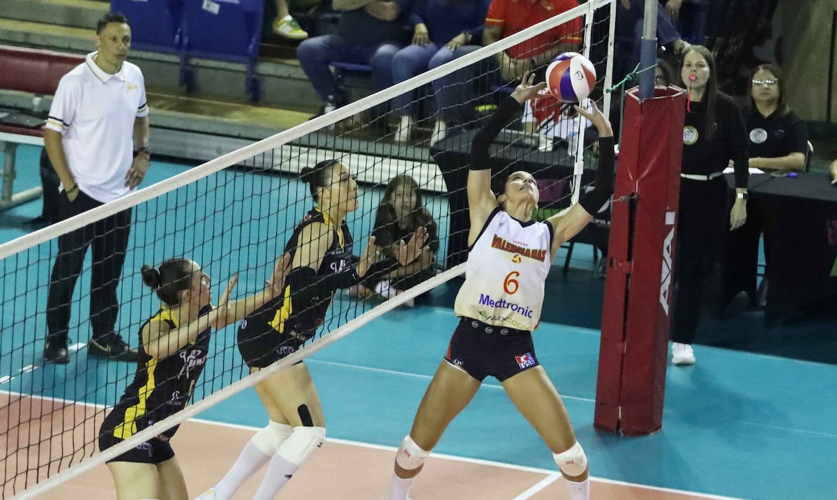 Dramática victoria de Juncos sobre Corozal en los cuartos de final del Voleibol Superior