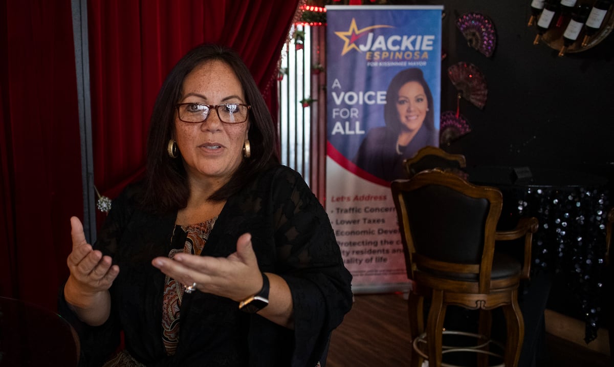 Proceso de destitución contra alcaldesa boricua de Kissimmee, Jackie Espinosa, queda bloqueado