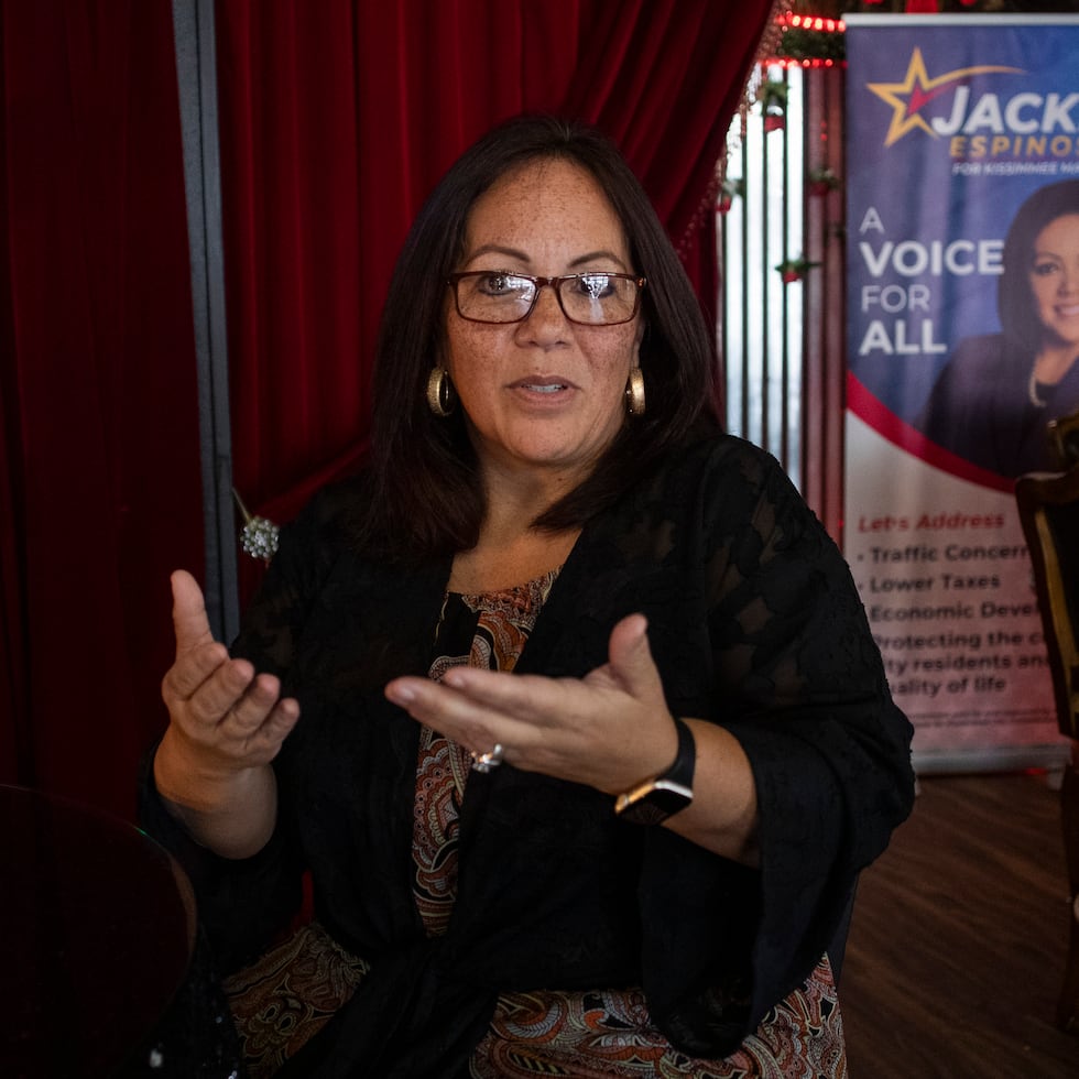 The arrest warrant charges Espinosa with one count of grand theft, a second-degree felony, and one count of an “organized scheme to defraud” involving $50,000, a first-degree felony.