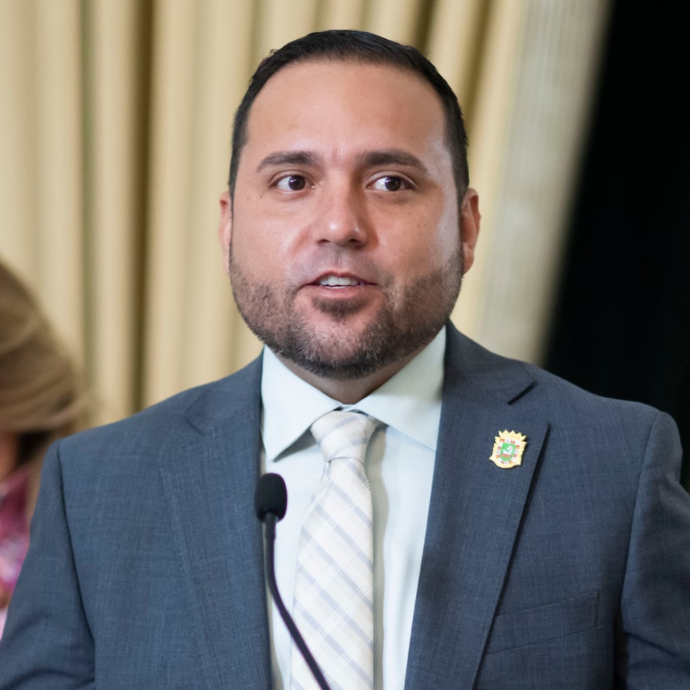 El jefe de la OGP, Orlando Rivera Berríos, se unió a la defensa de la propuesta para la eficiencia gubernamental, al plantear que brinda apoyo a diferentes agencias para implantar “proyectos estratégicos”.