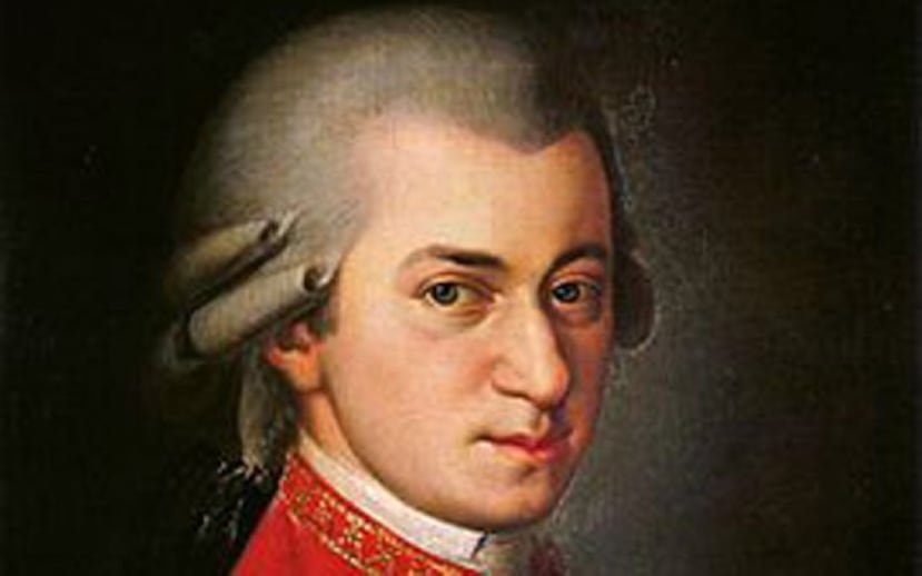 Wolfgang Amadeus Mozart - El compositor jugaba todo el tiempo con sus manos y golpeaba el piso con el pie.