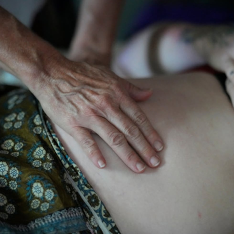 Se trató del Sirolimus, un antiangiogénico que limita la proliferación de los vasos sanguíneos, lo que permitió frenar el crecimiento del tumor.