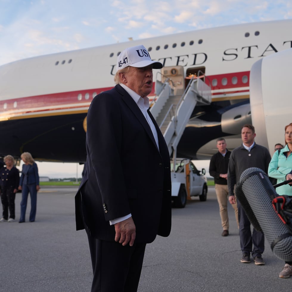 Trump se encontraba de visita en el país de Irlanda.