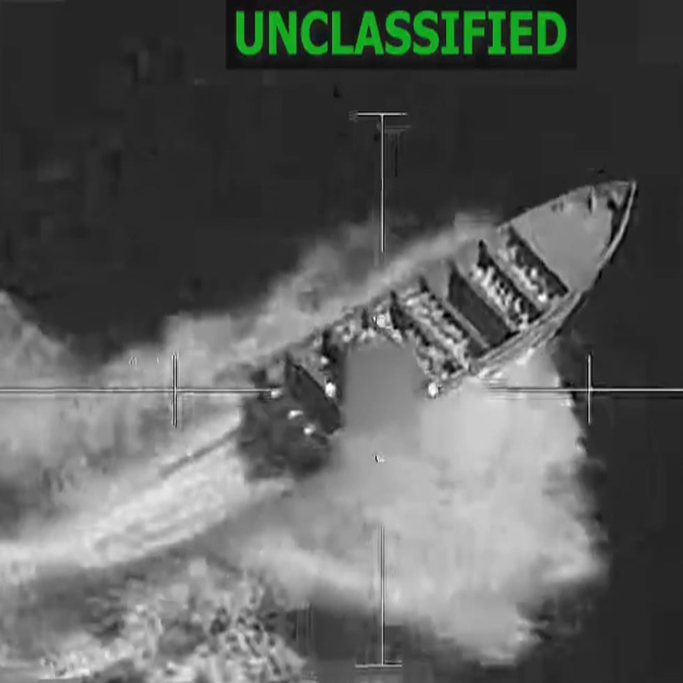 Los ataques del 2 de septiembre contra un bote fueron la primera incursión del ejército de Estados Unidos en la destrucción de embarcaciones que supuestamente se usan para el contrabando de drogas.