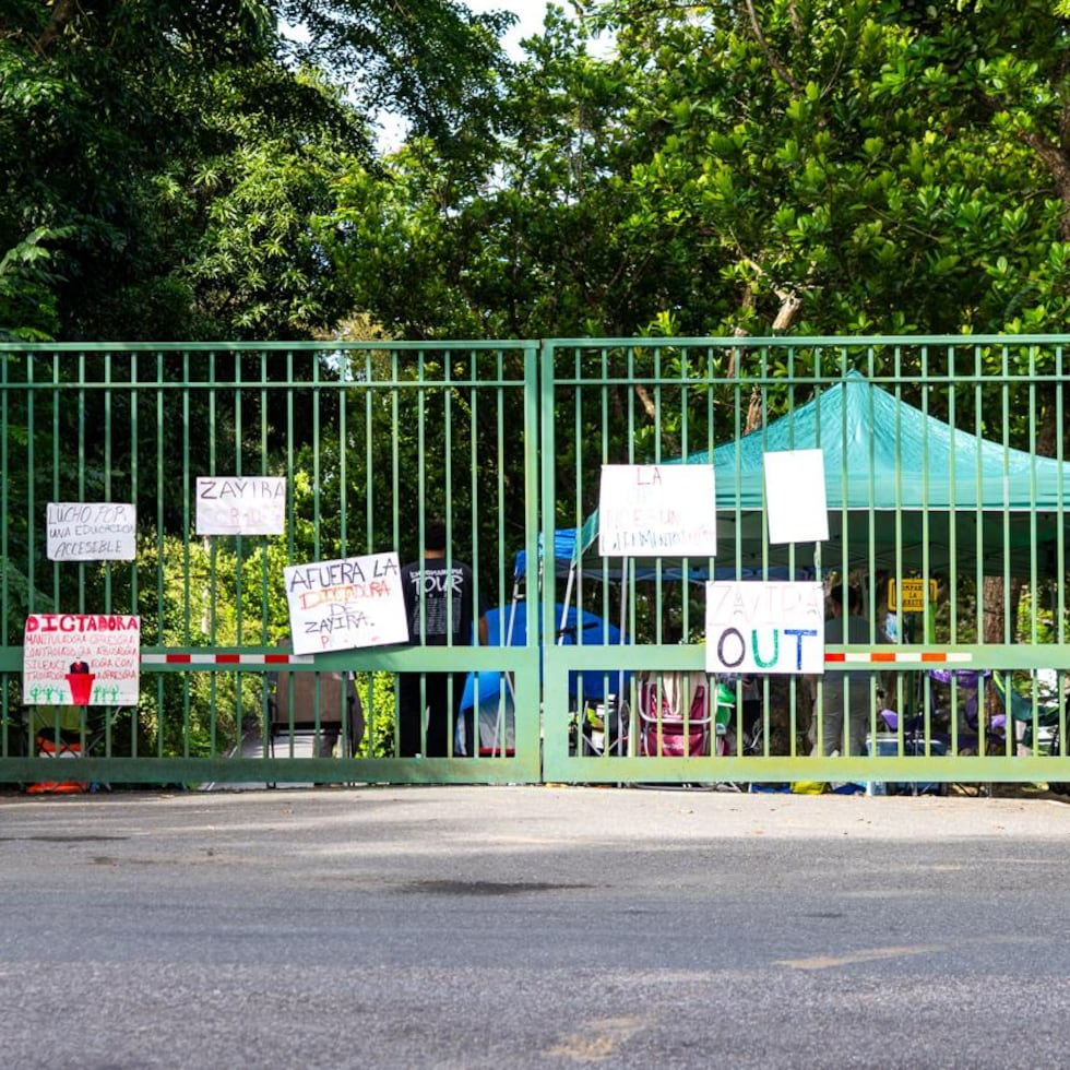 Los alumnos del RUM decretaron el lunes una manifestación indefinida sujeta a una serie de reclamos.