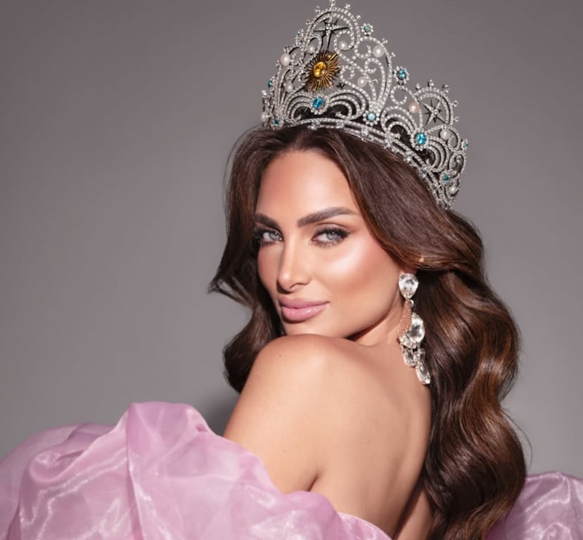 Tamara Rogouski, quien fuera coronada hace unos meses como Miss Argentina 2026, renunció a la corona por razones personales.