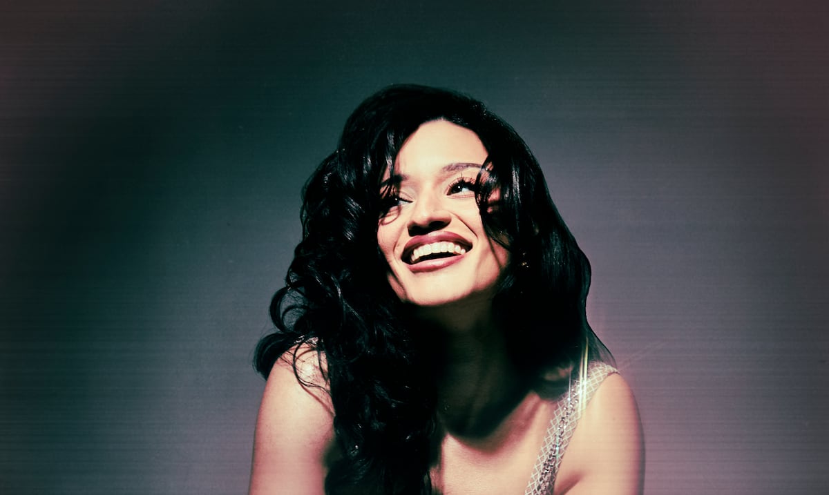 Yancy Abril lanza álbum debut bilingüe sobre amor, trauma y sanación