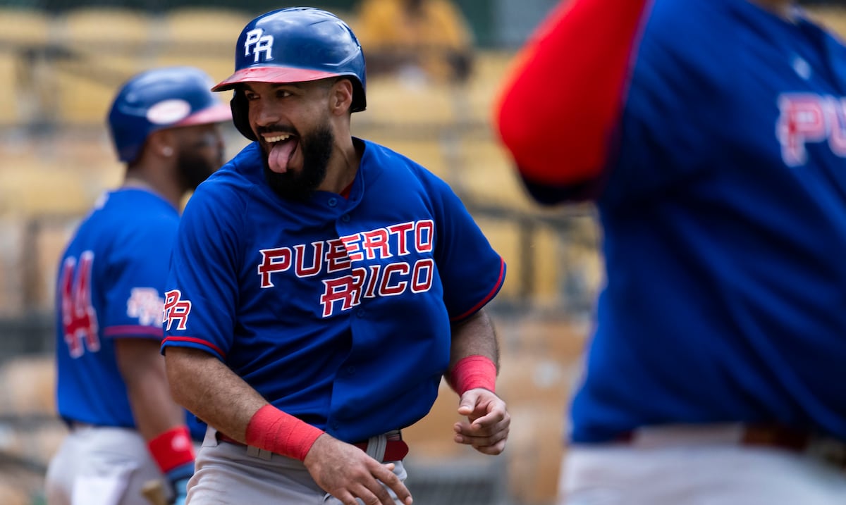 La Selección de béisbol remonta ante Curazao y avanza a la Super Ronda