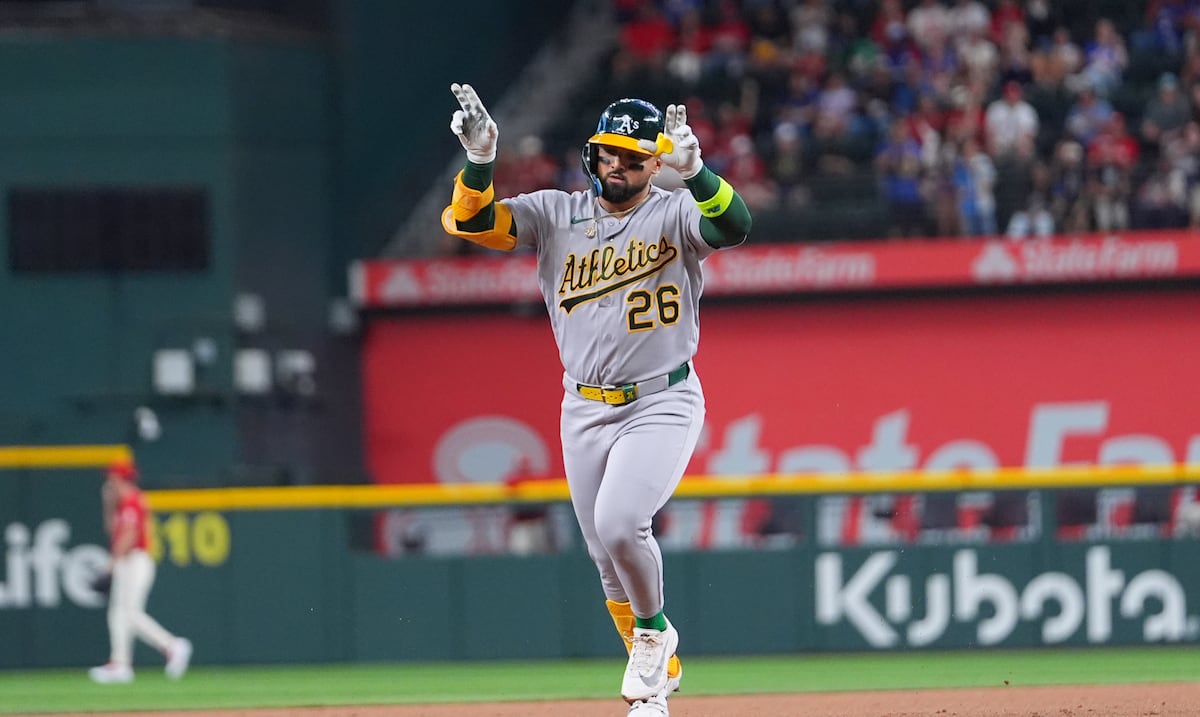 Carlos Cortés dispara dos bambinazos y remolca cuatro carreras en la victoria de los Athletics ante Texas