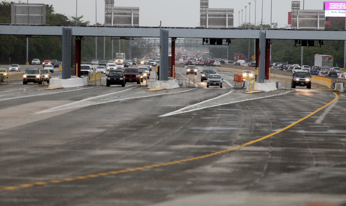 Senado aprueba reducir multas de Autoexpreso de $15 a $10; medida regresa a la Cámara