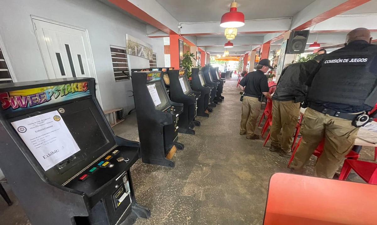 Multas y máquinas ocupadas: así terminó operativo en los kioscos de Luquillo