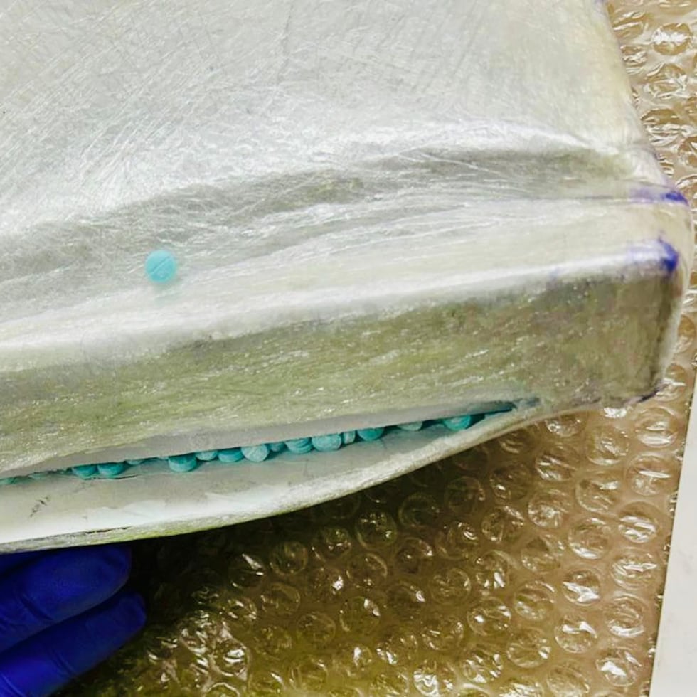 Pastillas alteradas con fentanilo ocupadas por la DEA en Bayamón.