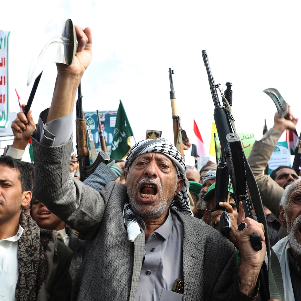 Al-Maliki también acusó a los separatistas del Consejo de Transición del Sur de “graves y horrendas violaciones a los derechos humanos contra civiles”, sin proporcionar evidencia.