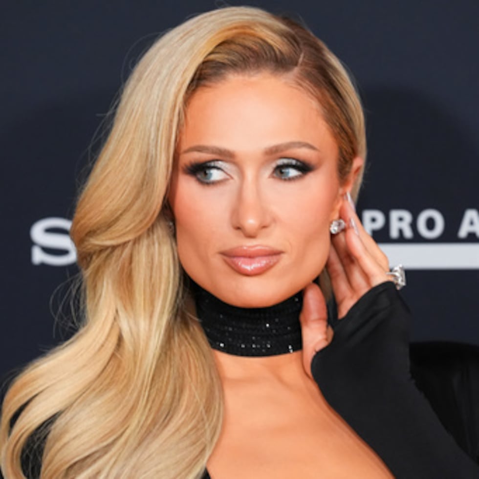 ARCHIVO - Paris Hilton llega a la Gala Pre-Grammy el sábado 31 de enero de 2026, en el Hotel Beverly Hilton en Beverly Hills, California (AP Photo/Chris Pizzello,File)