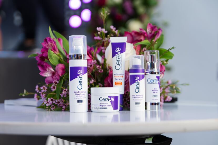 CeraVe ofrece una amplia gama formulada con tres ceramidas esenciales que ayudan a restaurar y mantener la barrera cutánea.