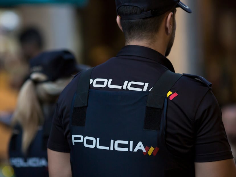 Un agente de la Policía de España.
