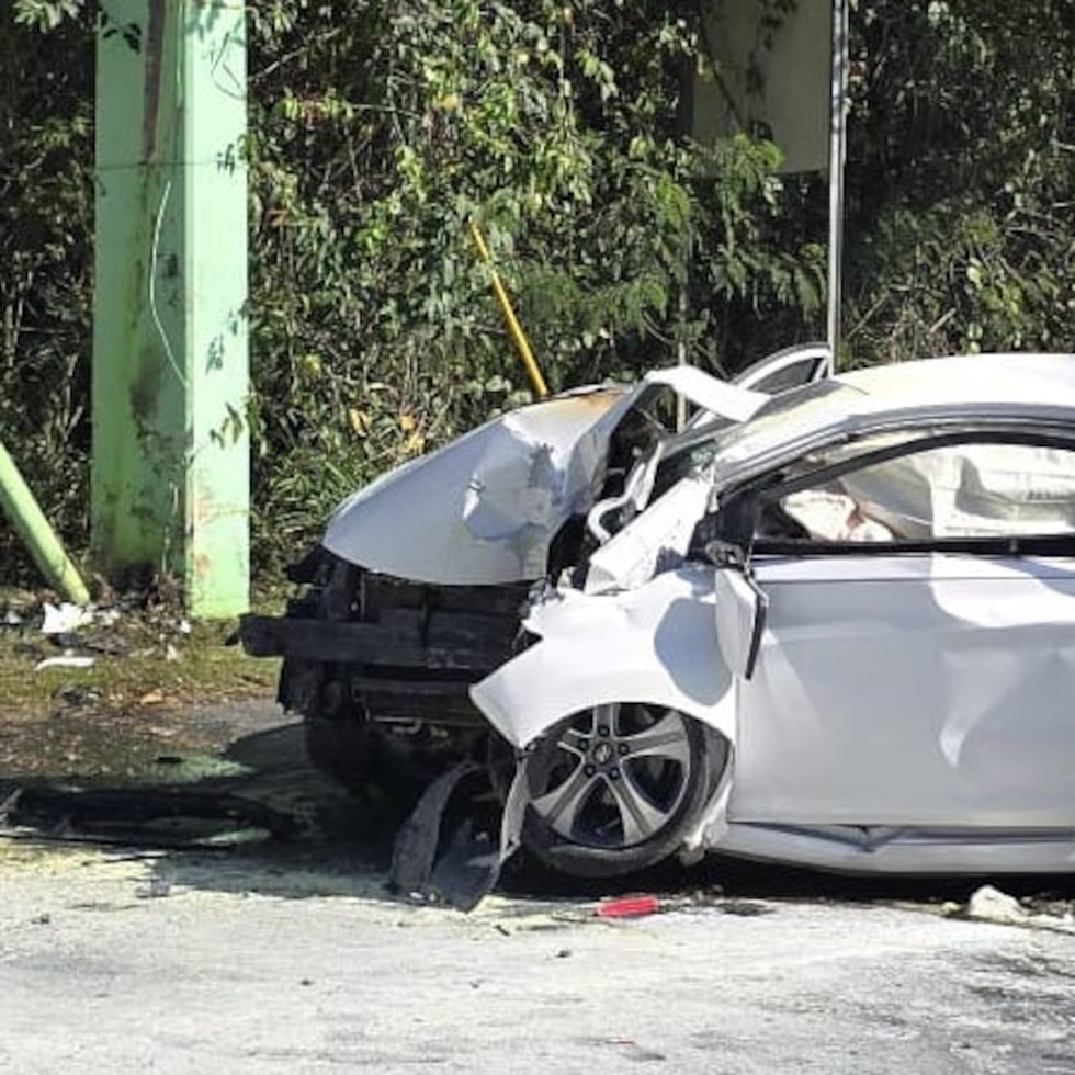 Los hechos fueron reportados a eso de las 7:05 de la mañana, en la carretera PR-3, frente a una gallera, en Ceiba.
