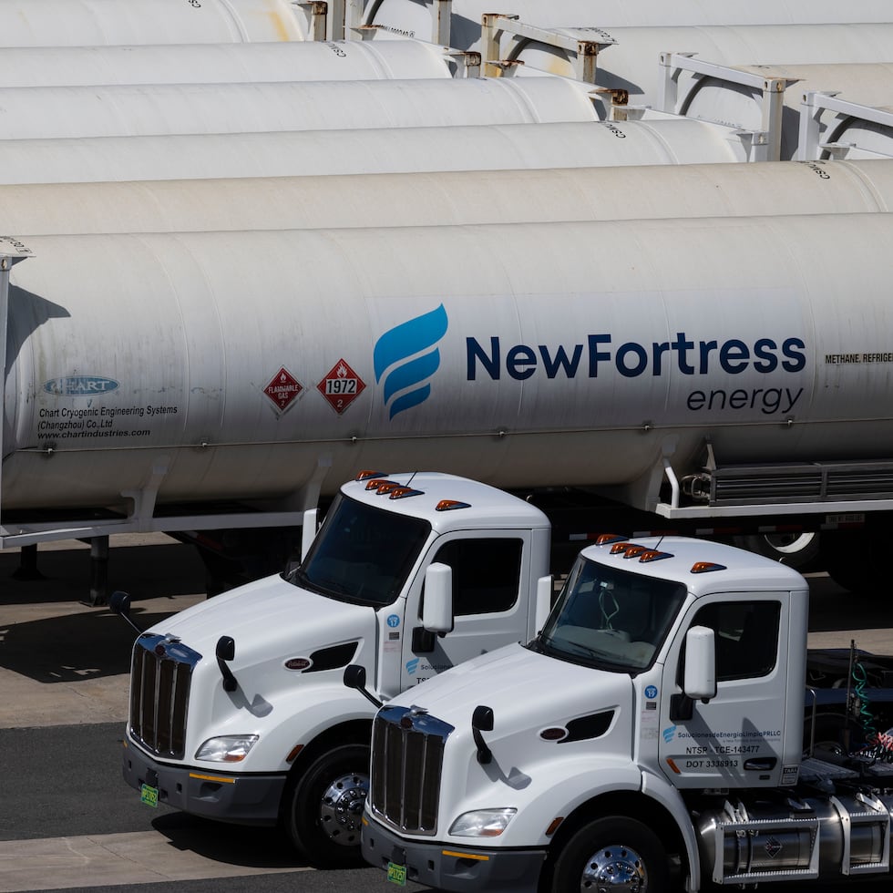 Además de suministrar combustible, New Fortress Energy controla el terminal de gas natural en la bahía de San Juan.