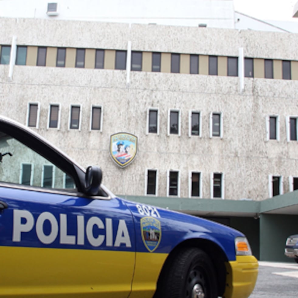 A eso de las 12:46 p.m. de este miércoles, una mujer se acercó hasta el cuartel de la Policía en el distrito de Caguas y abandonó a sus dos hijos menores de edad, informaron las autoridades.