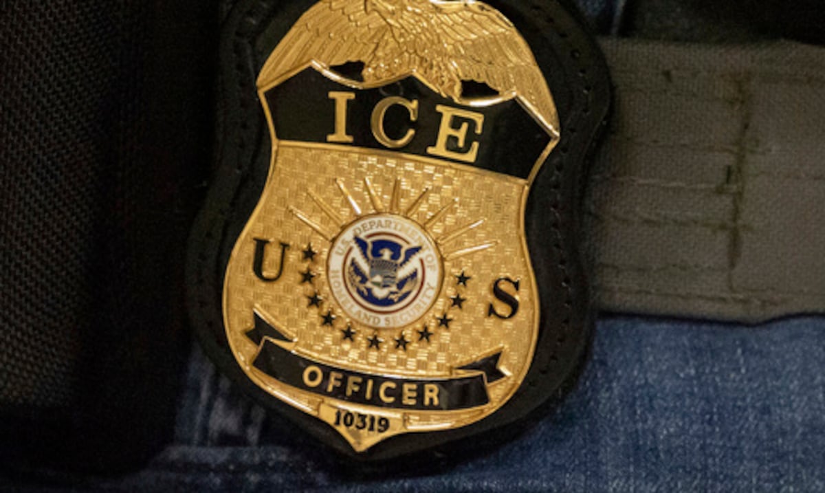 Tiroteo en Maine reaviva dudas sobre contratación acelerada de agentes del ICE