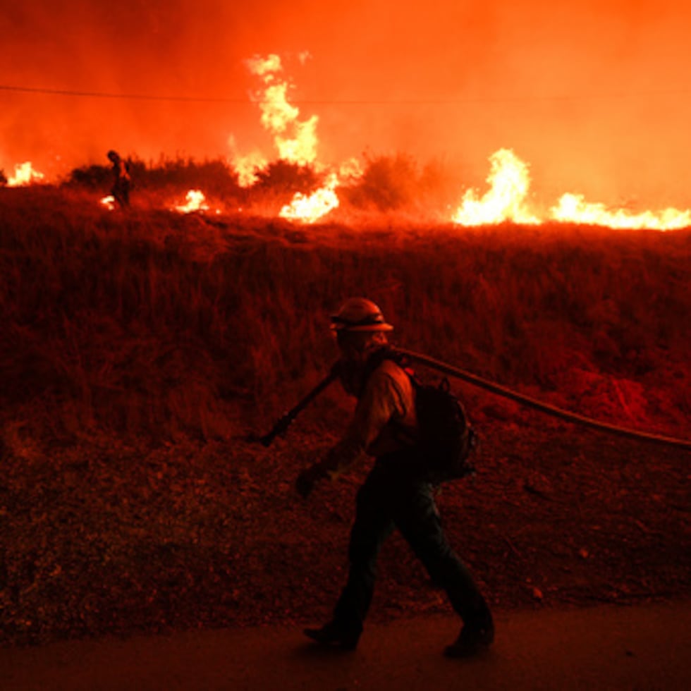 A medida que el mundo se calienta, más lugares del planeta son propensos a arder al mismo tiempo debido a la creciente sincronización de los incendios