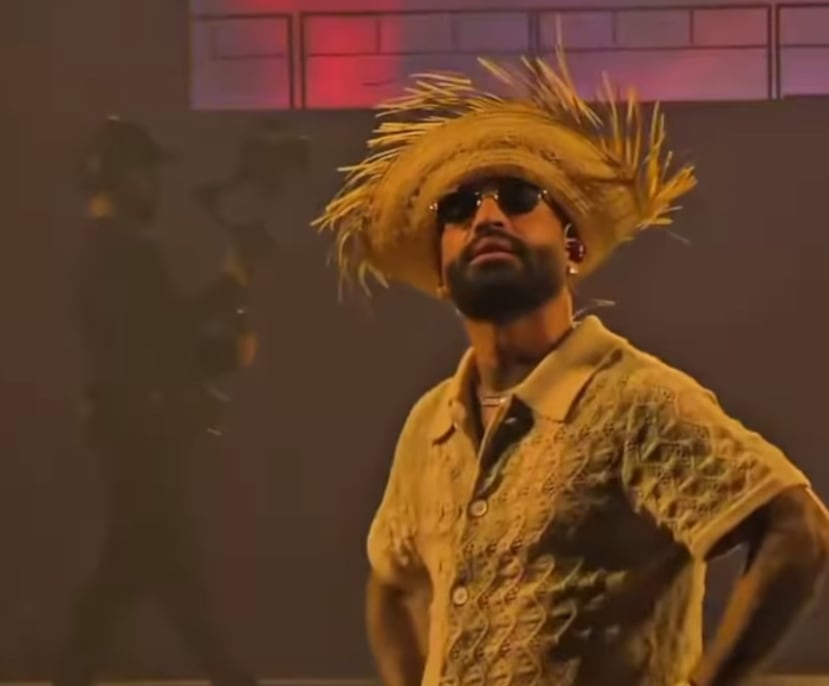 El intérprete puertorriqueño Arcángel se presentó junto a Bad Bunny en el Coliseo de Puerto Rico.