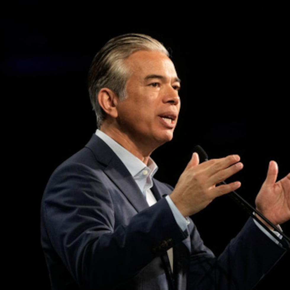 El Fiscal General Rob Bonta demandó a Amazon ante el Tribunal Superior de San Francisco en 2022 acusando a la empresa de violar las leyes antimonopolio y de competencia desleal del Estado.