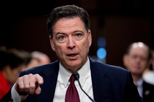 Imagen de la cobertura de: Administración Trump intenta procesar por tercera vez al exdirector del FBI James Comey