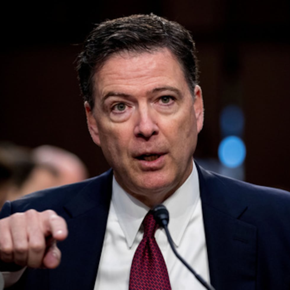 Comey ha solicitado que se desestime el caso al argumentar que los hechos ya fueron investigados en dos ocasiones anteriores sin que se presentaran cargos en su contra.