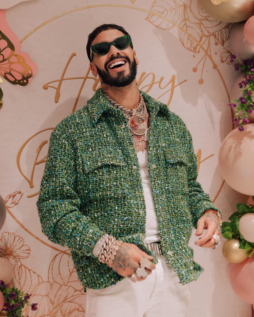 Anuel AA cpmenzará el 2024 dando un concierto gratuito en el Residencial Monte Hatillo, en Río Piedras.