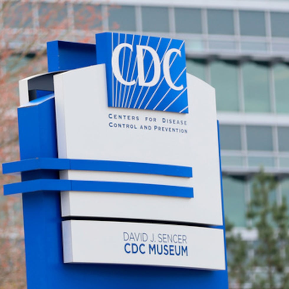 Los CDC, con sede en Atlanta y encargados de proteger a los estadounidenses de amenazas prevenibles para la salud, han estado sumidos en una enorme turbulencia desde que Trump regresó al cargo hace más de un año, con una sucesión de líderes en su mayoría temporales.