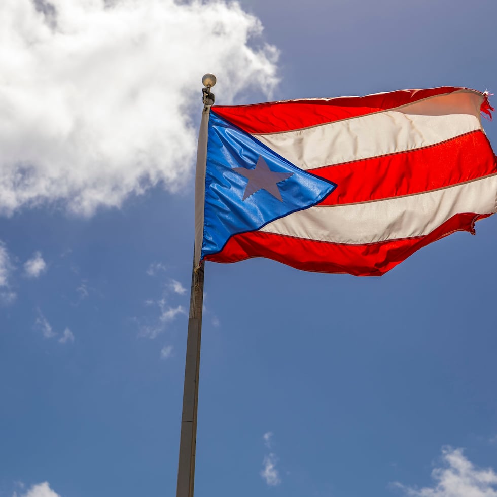 En el más reciente plebiscito criollo, que tuvo lugar en noviembre de 2024, la estadidad obtuvo el 58.6% de los votos, frente al 29.56% de la libre asociación y el 11.2% de la independencia.