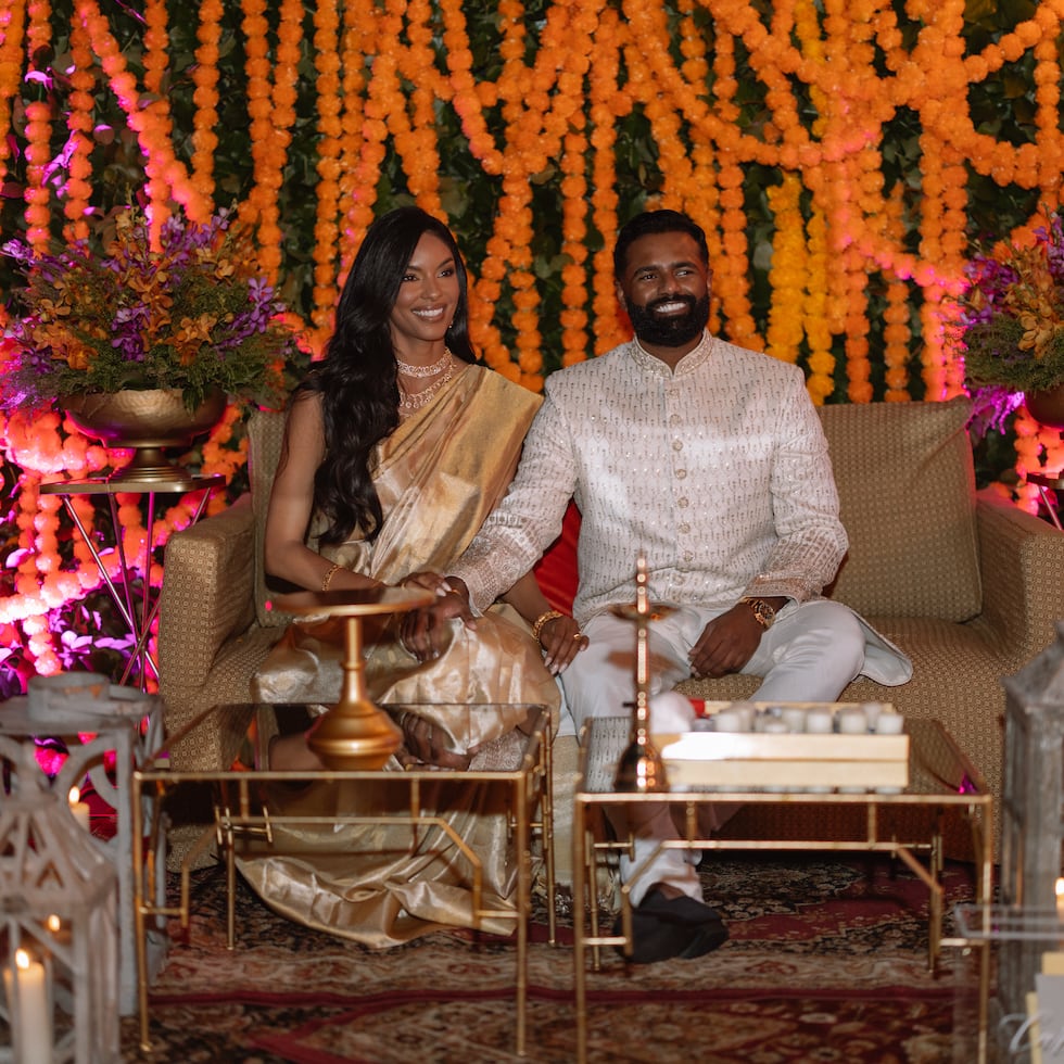 Video: Blue Couch Weddings