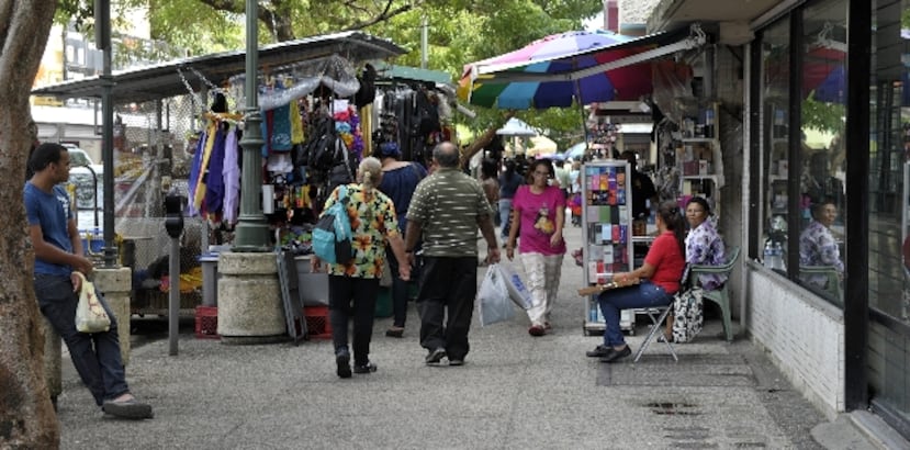 El aumento en los asaltos a comerciantes se debe a varios factores, entre ellos, la vulnerabilidad a la que se exponen a través de rutinas y descuidos al dar detalles de su trabajo. (Archivo)