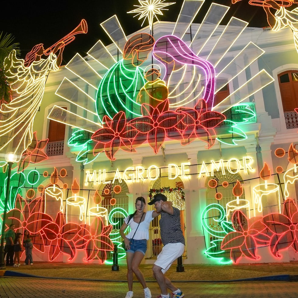En Caguas, el Encendido de la Navidad Criolla fue una noche inolvidable que reunió a miles de familias en un ambiente de música, tradición y espíritu navideño.