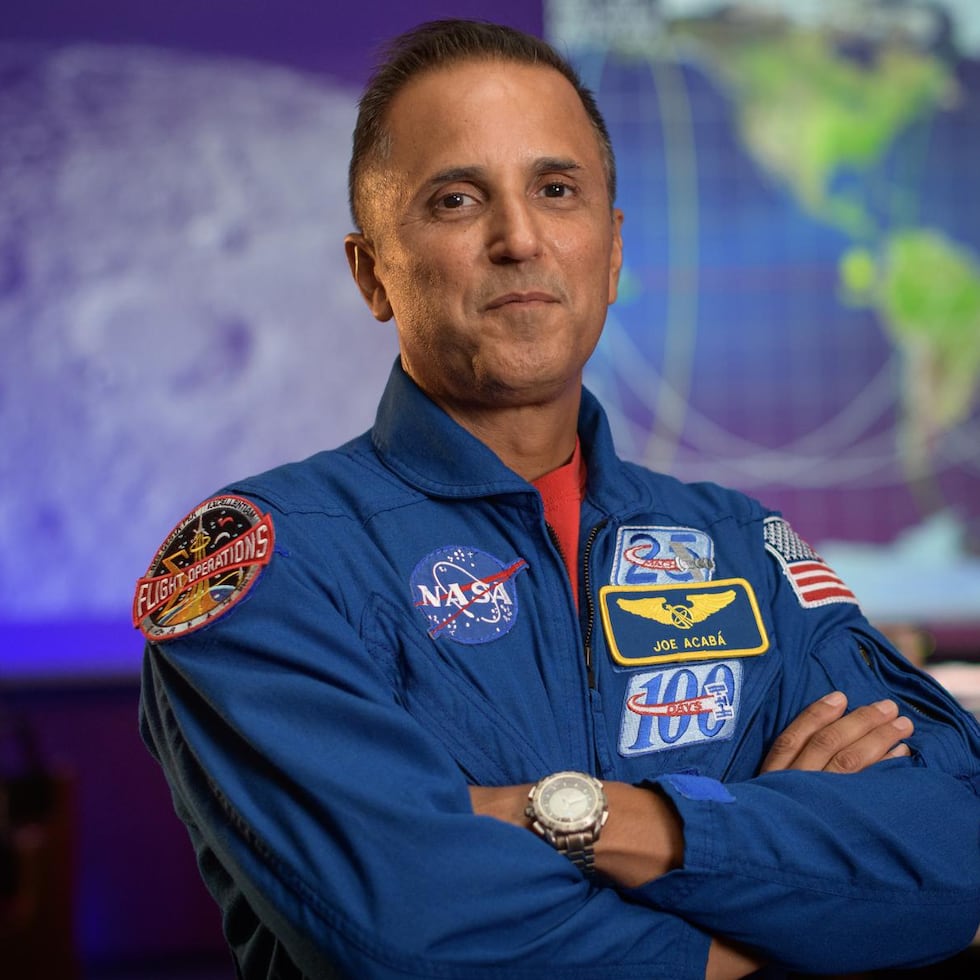 Acabá Herrero, de 58 años, lideró la Oficina de Astronautas de la NASA, también en el Centro Espacial Johnson, desde febrero de 2023.