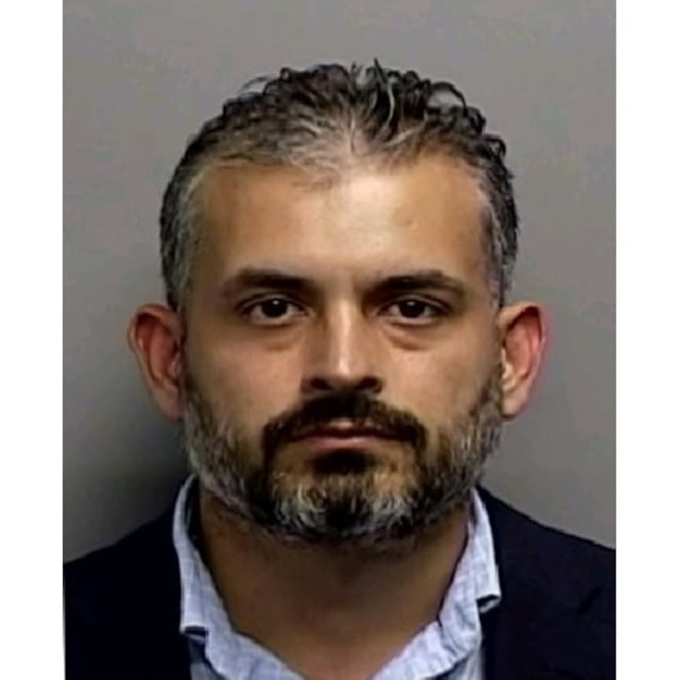 Luis Miguel Berdiel Rivera, de 34 años y residente en Ponce, es el hijo del exsenador Luis A. Berdiel Rivera.