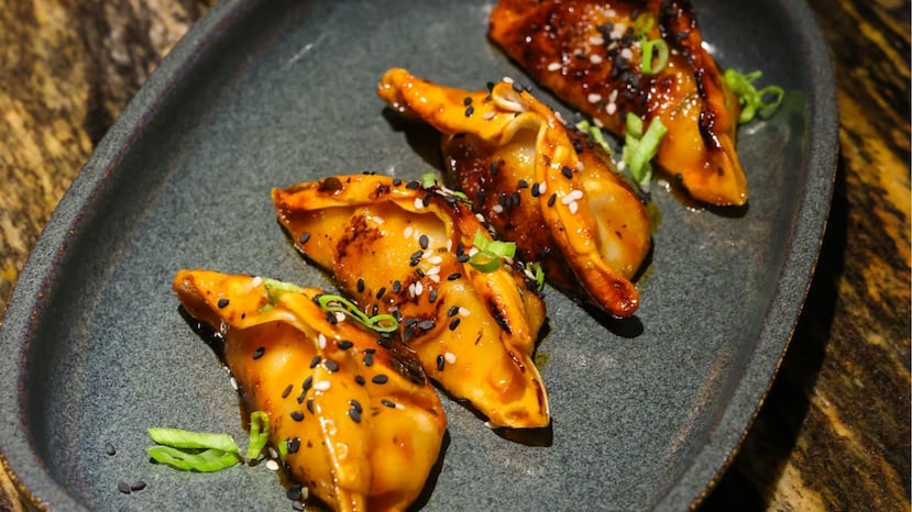 Dumplings de cerdo al estilo coreano de La Enoteca.