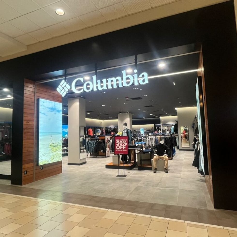 The Columbia store in the Plaza Carolina shopping center required an investment of $1.2 million.