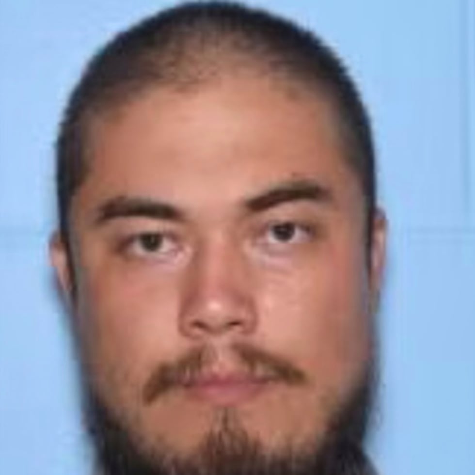 Esta foto sin fecha proporcionada por el Departamento de Policía de Hawaiʻi el miércoles 27 de mayo de 2026, muestra a Jacob Baker.