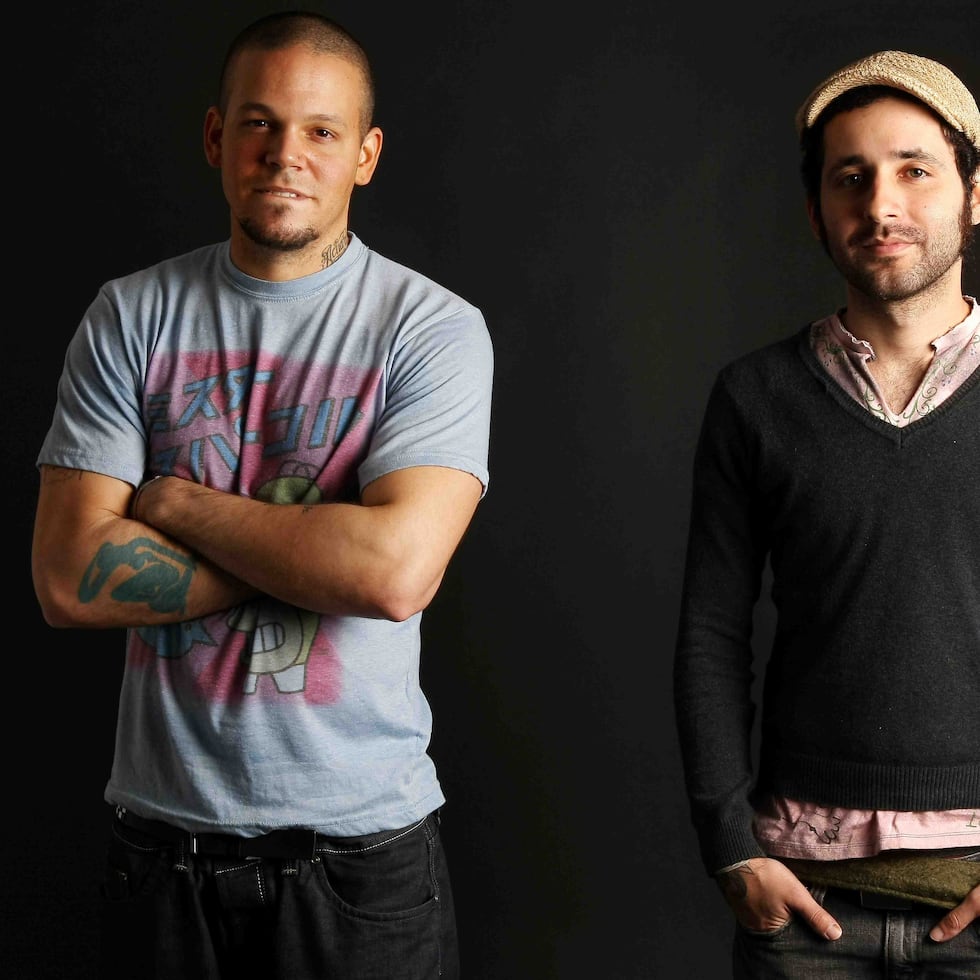 Residente and Visitante, former members of urban music group Calle 13.